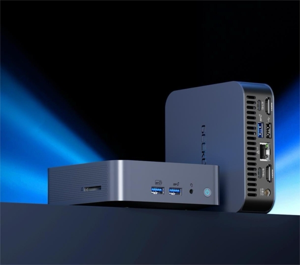 GEEKOM MINI PC CA
